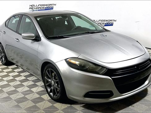 Used 2016 Dodge Dart SE w/ Convenience Group image 3