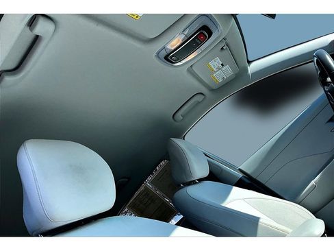 Used 2025 Hyundai Kona SEL image 19