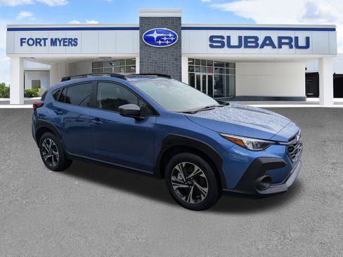 Used 2025 Subaru Crosstrek 2.5i Premium AWD/4WD image 2
