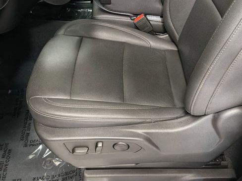 Used 2023 GMC Sierra 1500 SLT AWD/4WD image 21