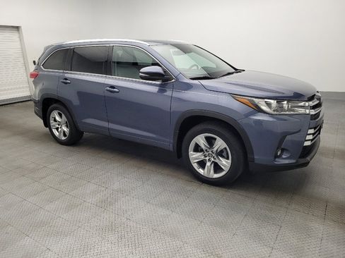 Used 2019 Toyota Highlander Limited image 11