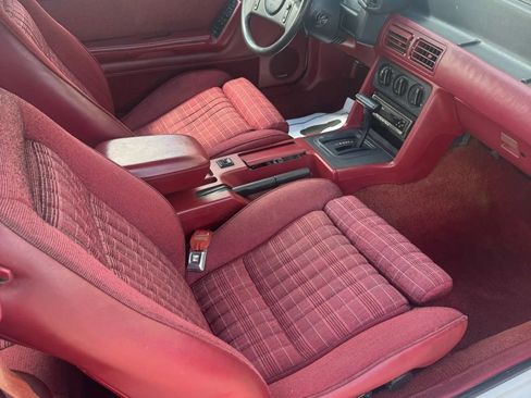 Used 1989 Ford Mustang LX RWD image 15