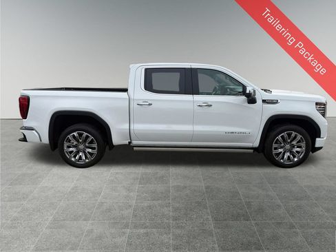 Used 2024 GMC Sierra 1500 Denali AWD/4WD image 7