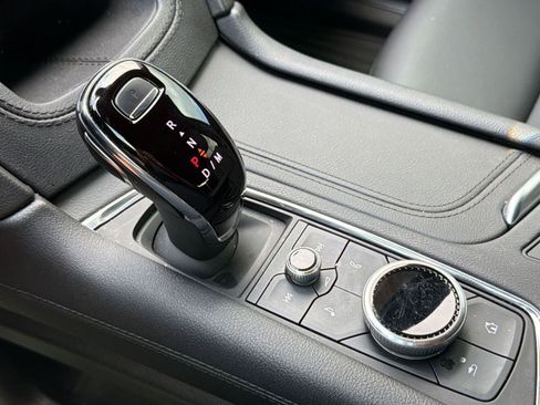 Certified 2024 Cadillac XT5 Luxury image 15