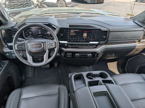 Used 2026 GMC Sierra 1500 SLT AWD/4WD image 17