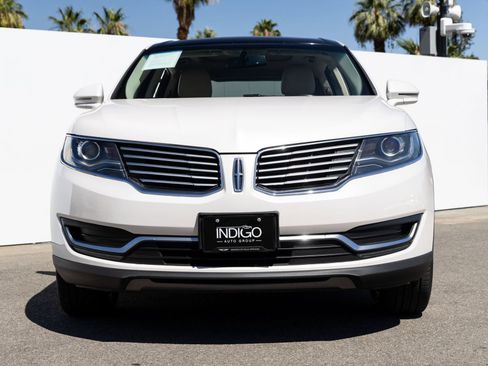 Used 2018 Lincoln MKX Reserve FWD image 3