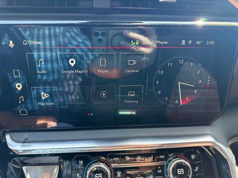 Used 2025 GMC Sierra 2500 Denali Ultimate AWD/4WD image 12