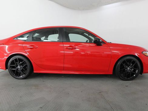 Used 2024 Honda Civic Sport image 6