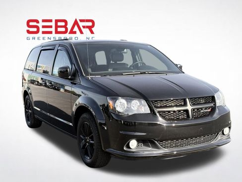 Used 2019 Dodge Grand Caravan GT FWD image 3