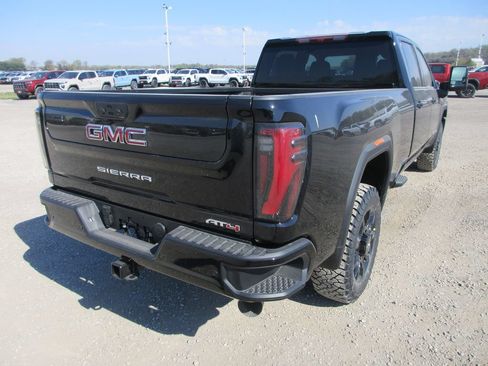 New 2026 GMC Sierra 3500 AT4 AWD/4WD image 5