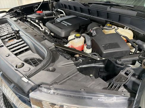 Used 2020 Chevrolet Silverado 1500 LT w/ All-Star Edition image 43