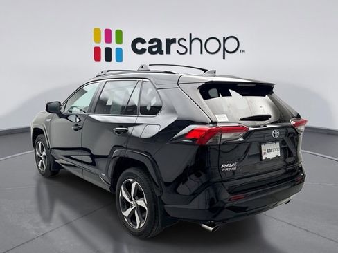 Used 2022 Toyota RAV4 SE w/ Weather & Moonroof Package image 3