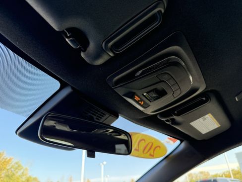 Used 2024 Toyota Corolla SE image 27