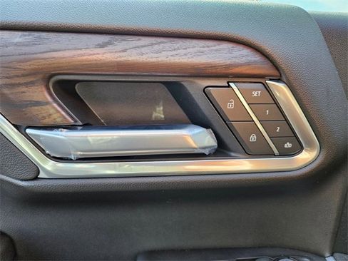 New 2026 GMC Sierra 1500 SLT w/ SLT Premium Package image 15