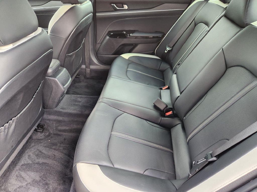 Used 2025 Kia K5 GT-Line w/ GT-Line Premium Package AWD/4WD image 19