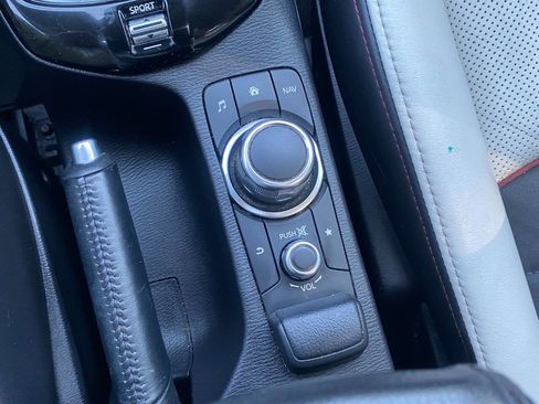 Used 2017 MAZDA CX-3 Grand Touring FWD image 32