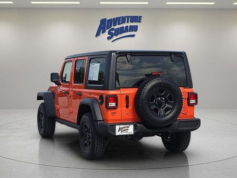 Used 2018 Jeep Wrangler Unlimited Sport AWD/4WD image 5