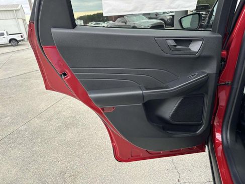 New 2025 Ford Escape ST-Line w/ Tech Pack #1 image 29