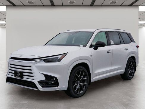 New 2026 Lexus TX 500h AWD image 2