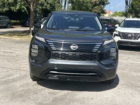 New 2026 Nissan Rogue SL AWD/4WD image 2