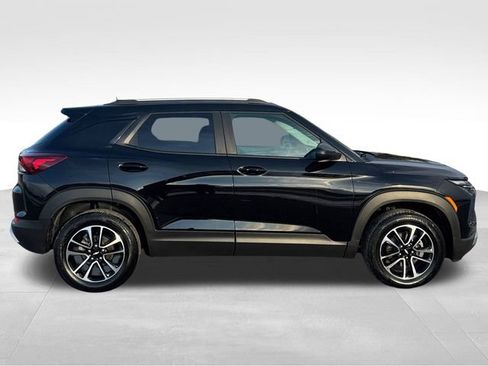 Certified 2024 Chevrolet TrailBlazer LT w/ Convenience Package image 6