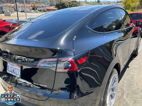 Used 2023 Tesla Model Y Long Range AWD/4WD image 97