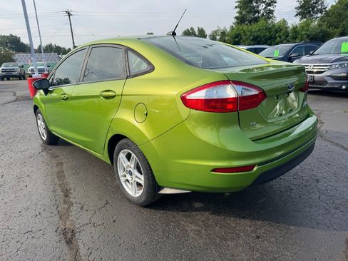 Used 2018 Ford Fiesta SE w/ Cold Weather Package FWD image 3
