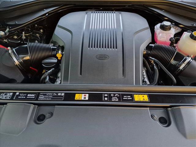 New 2027 Land Rover Range Rover Long Wheelbase SE AWD/4WD image 16