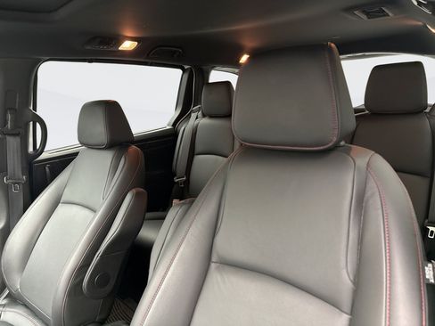 Used 2023 Honda Odyssey Sport image 10