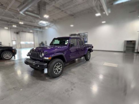 New 2026 Jeep Gladiator Sport image 4