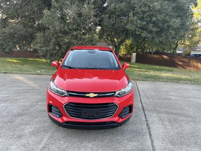 Used 2020 Chevrolet Trax LS w/ Tint and Cruise Package