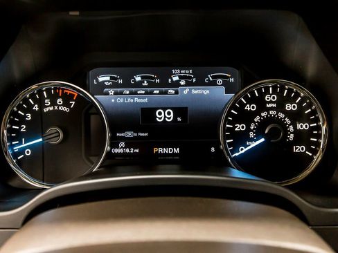 Used 2018 Ford F150 Lariat w/ Equipment Group 501A Mid RWD image 19