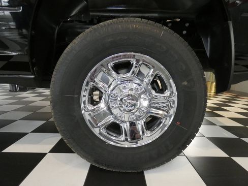 Used 2025 RAM 2500 Tradesman AWD/4WD image 9