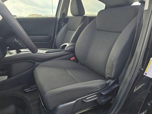 Used 2019 Honda HR-V LX image 21