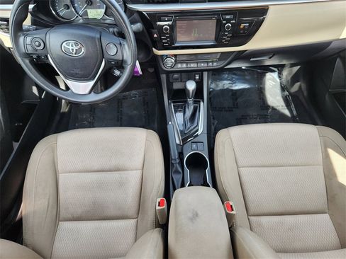Used 2014 Toyota Corolla LE image 29