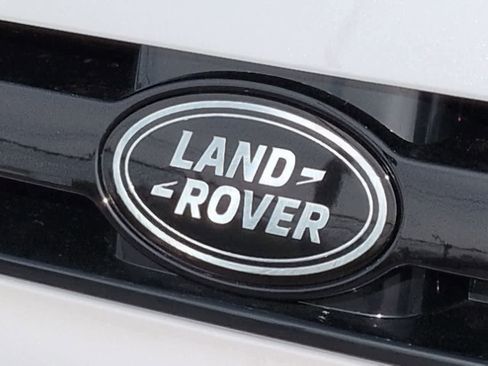 New 2026 Land Rover Defender 130 X-Dynamic SE AWD/4WD image 11