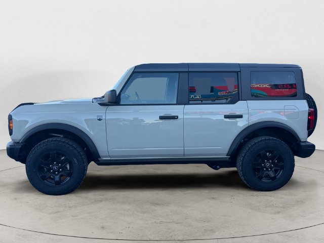 Used 2025 Ford Bronco Big Bend w/ Black Diamond Package AWD/4WD image 8