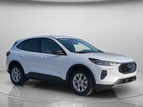 Certified 2025 Ford Escape Active FWD image 38