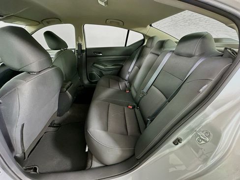 Used 2022 Nissan Altima 2.5 SV FWD image 23