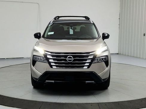 New 2026 Nissan Rogue Platinum w/ Platinum Premium Package image 2