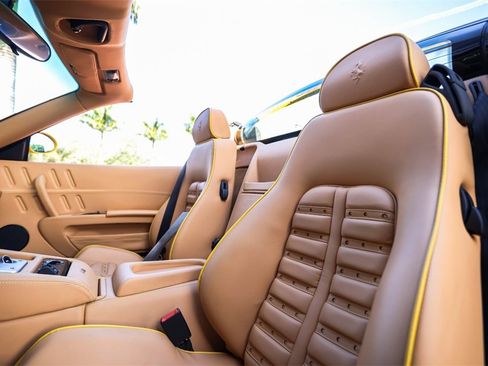 Used 2005 Ferrari 575M Maranello Superamerica image 38