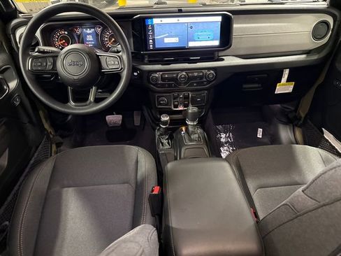 New 2026 Jeep Gladiator Sport image 17