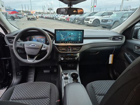 New 2026 Ford Escape Active w/ Tech Pack #1 FWD image 17