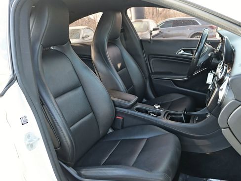 Used 2014 Mercedes-Benz CLA 250 4MATIC image 25