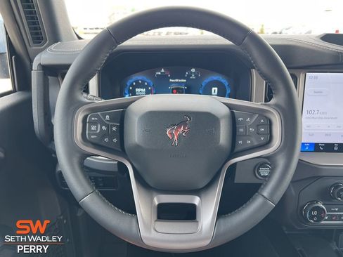 New 2025 Ford Bronco Outer Banks image 10