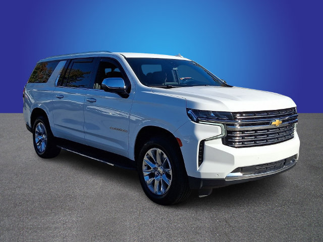Used 2023 Chevrolet Suburban Premier RWD image 3