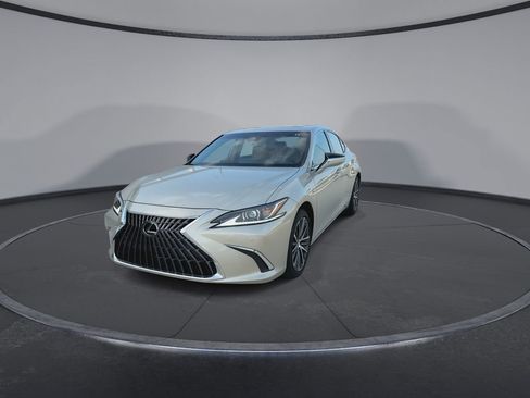 Used 2025 Lexus ES 350 w/ Premium Package FWD image 4