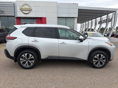 Certified 2023 Nissan Rogue SV w/ SV Premium B Package image 8