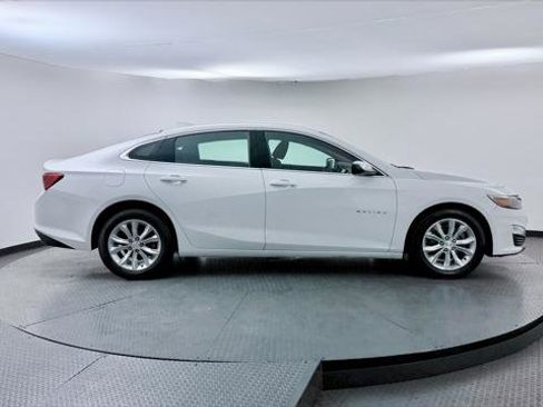 Used 2023 Chevrolet Malibu LT FWD image 9