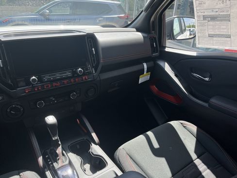 New 2025 Nissan Frontier PRO-4X image 19